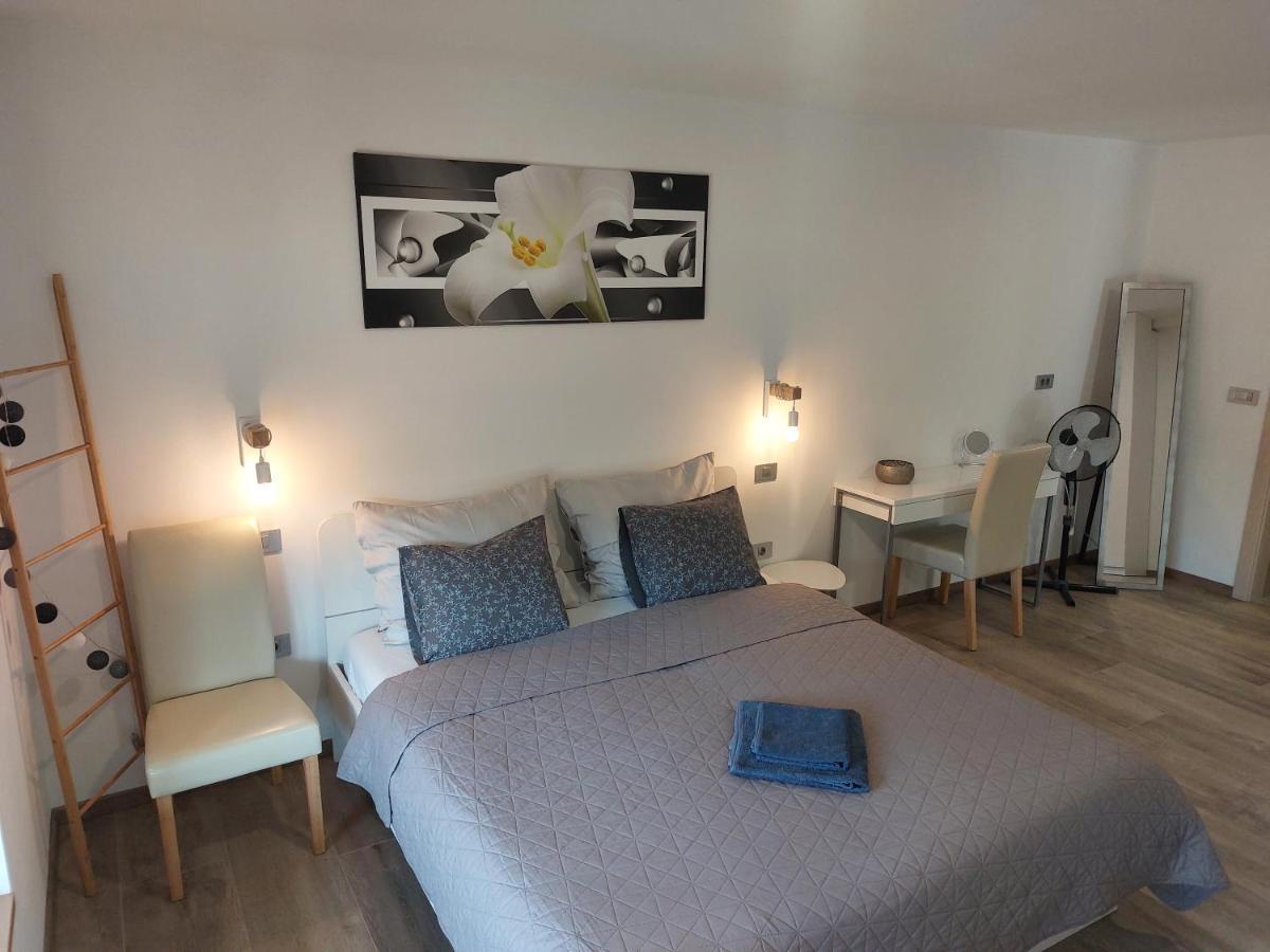 Apartment Cecil Izola Extérieur photo